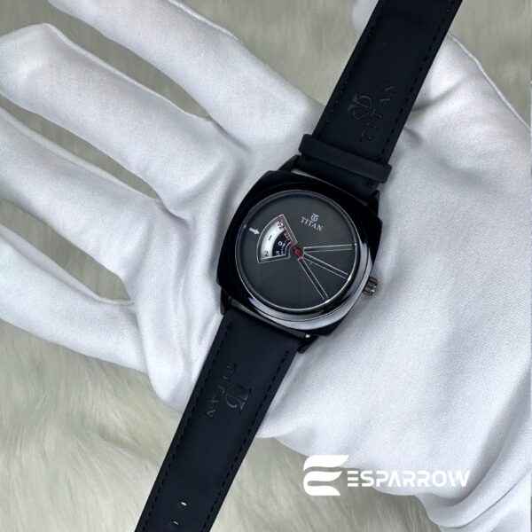 Titan EDGE Original Watch - Image 2