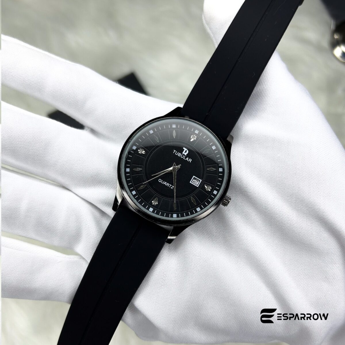 Tubular 122 Quartz Premium Watch